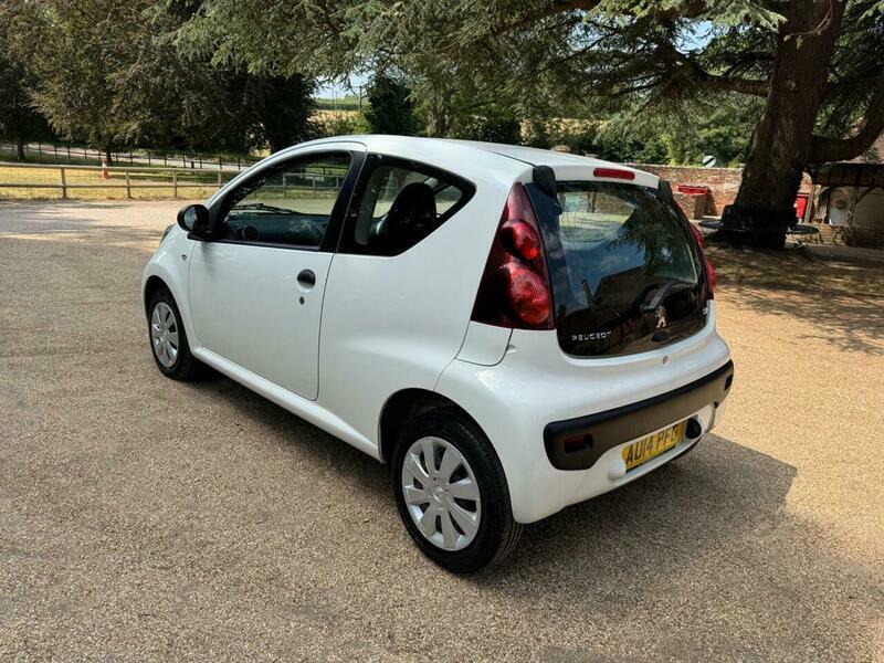 Peugeot 107 Active Black #8