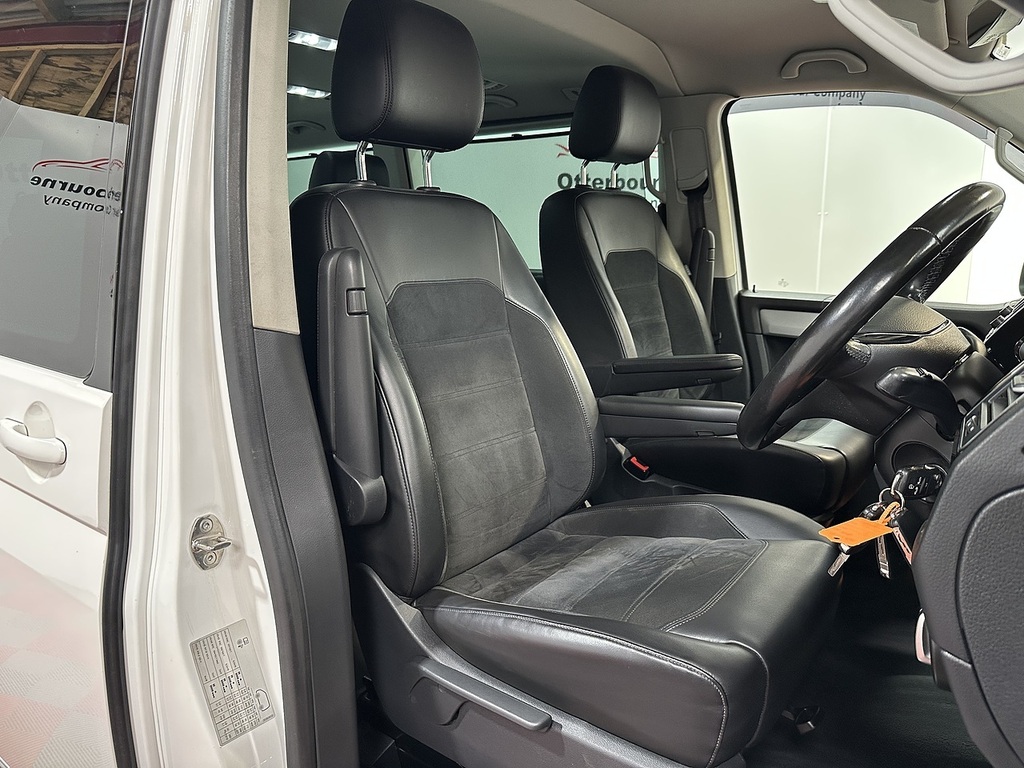 Volkswagen Caravelle Tdi Bluemotion Tech Executive White #6