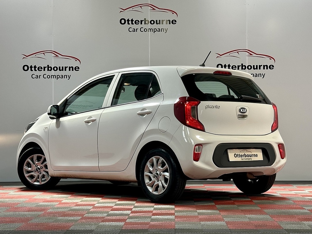 Kia Picanto 2 White #3