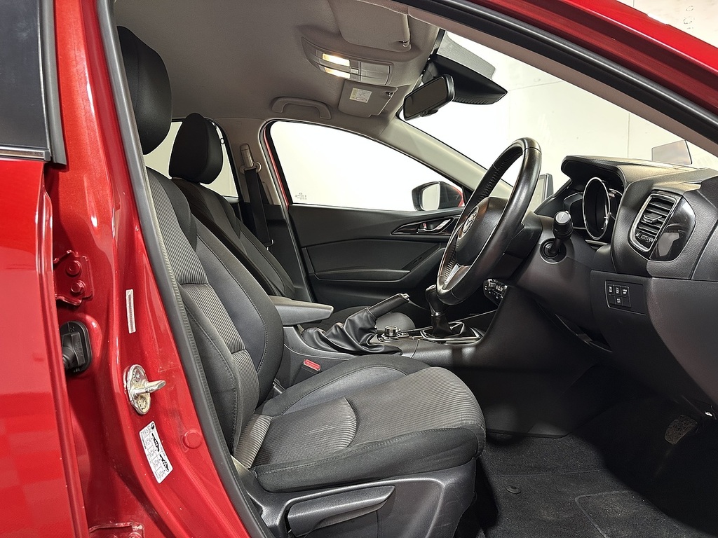 Mazda 3 1.5 Skyactiv-d Sport Nav Fastback Silver #61