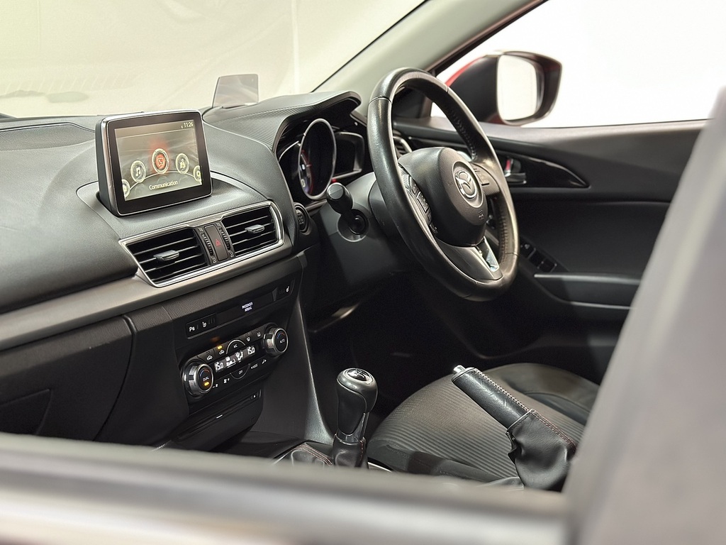 Mazda 3 1.5 Skyactiv-d Sport Nav Fastback Silver #53