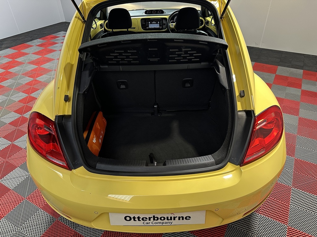 Volkswagen Beetle 1.2 Tsi Design Euro 5 Black #38