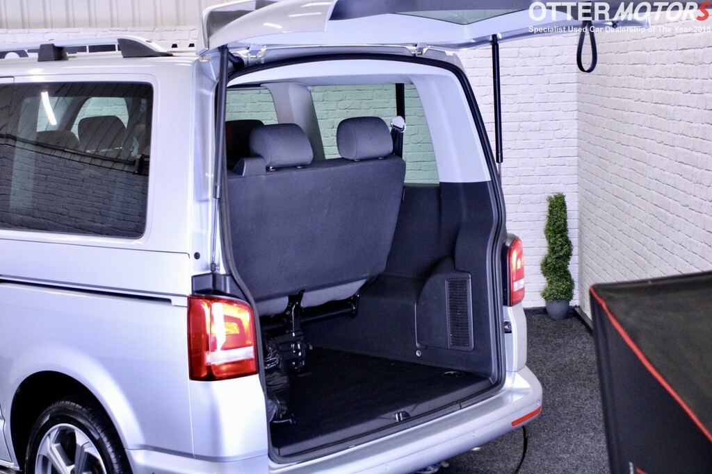 Volkswagen Transporter Shuttle T30 Se Silver #15