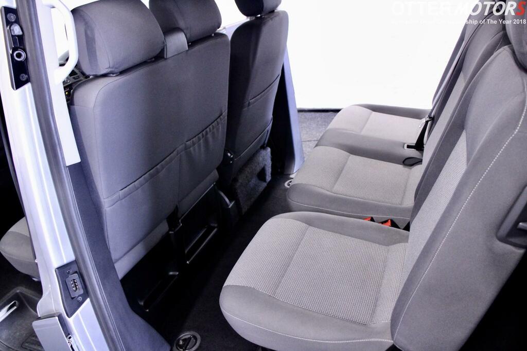 Volkswagen Transporter Shuttle T30 Se Silver #33