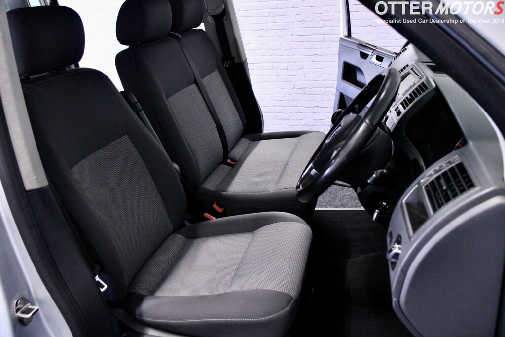 Volkswagen Transporter Shuttle T30 Se Silver #22