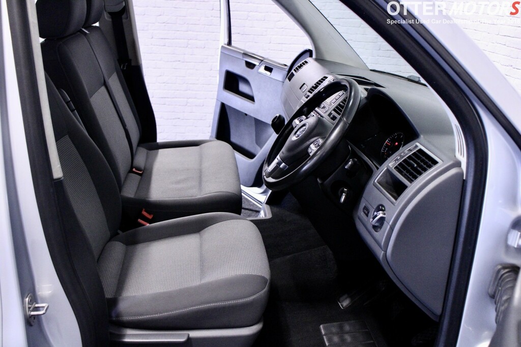 Volkswagen Transporter Shuttle T30 Se Silver #21