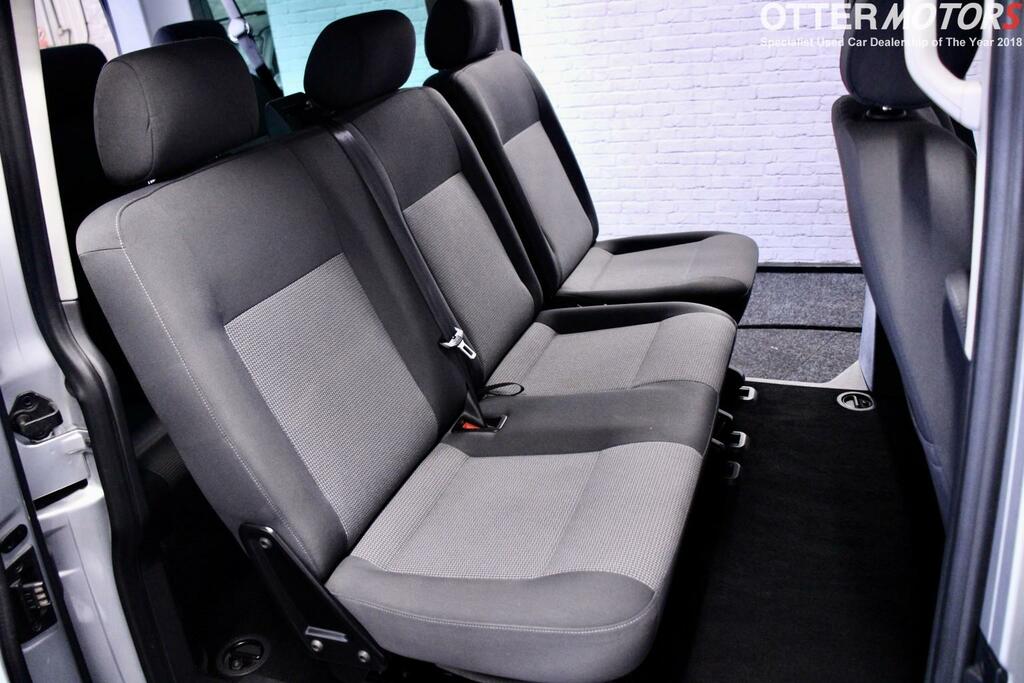 Volkswagen Transporter Shuttle T30 Se Silver #35