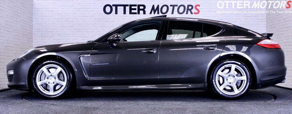 Porsche Panamera Hatchback 3.6 V6 RJ10FFA Grey #3