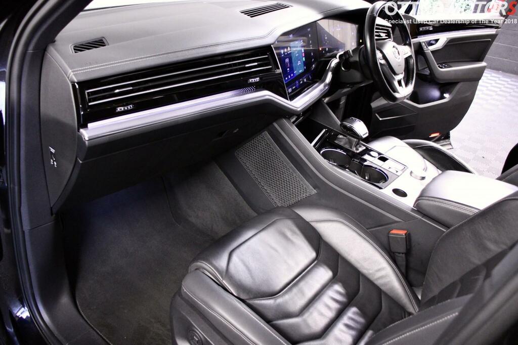 Volkswagen Touareg Tdi V6 R-line Tech - Ulez Compliant Black #2