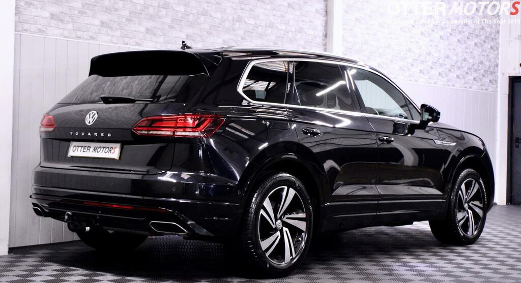 Volkswagen Touareg White #8