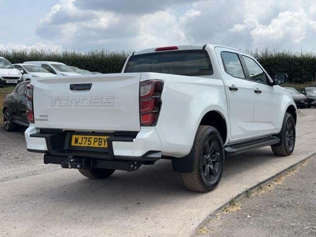 Isuzu D-Max 1.9 Td V-cross Pickup Double Cab 4 WJ75PBY White #4