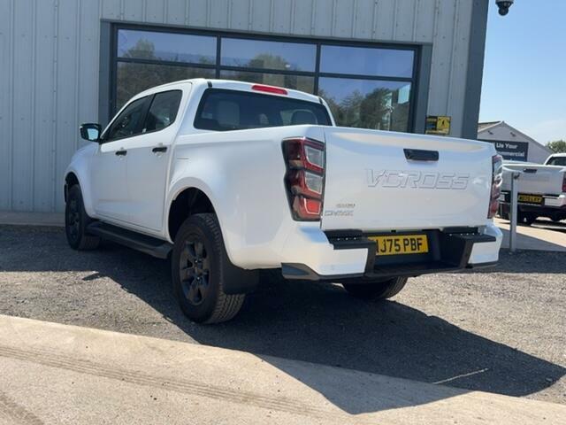 Isuzu D-Max 1.9 Td V-cross Pickup Double Cab White #2