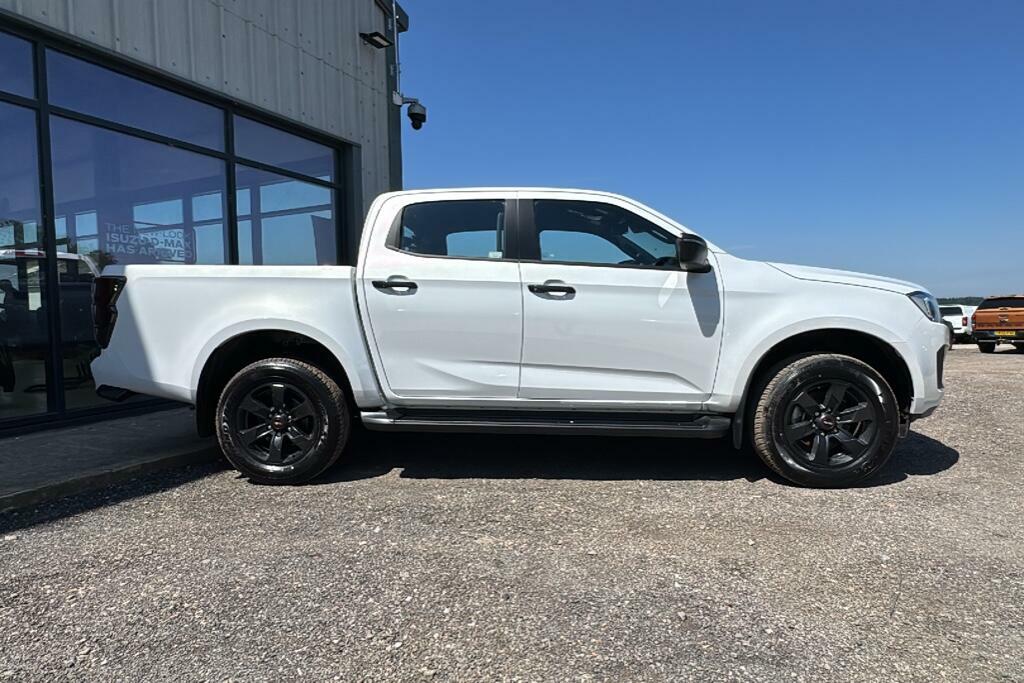 Isuzu D-Max 1.9 Td V-cross Pickup Double Cab 4 White #6