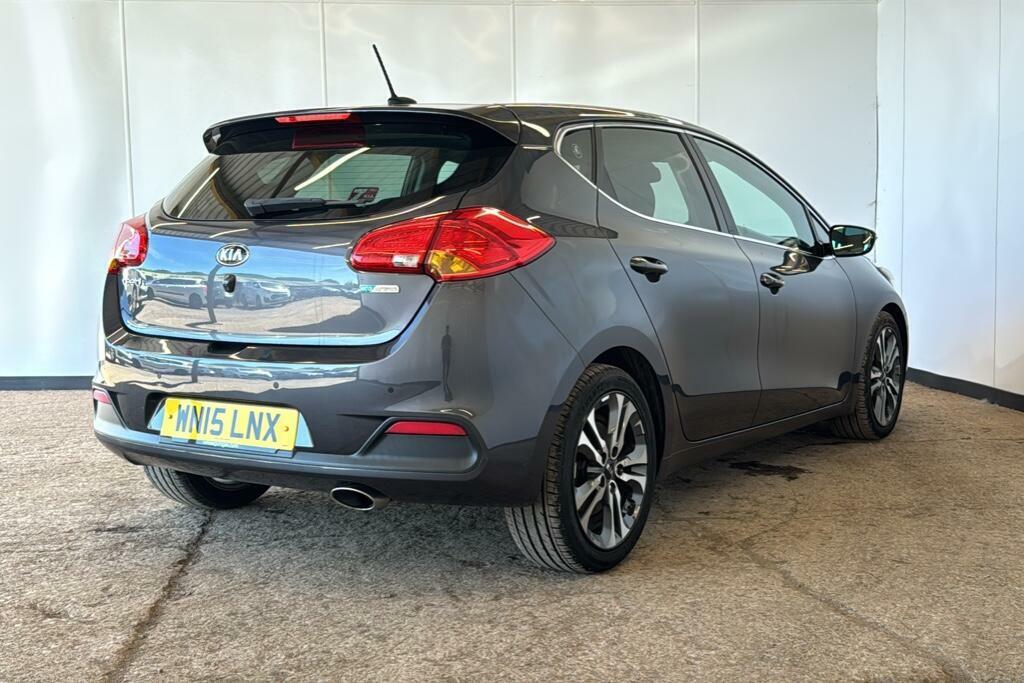 Kia Ceed 1.6 Crdi Ecodynamics 4 Tech Hatchback M Silver #3