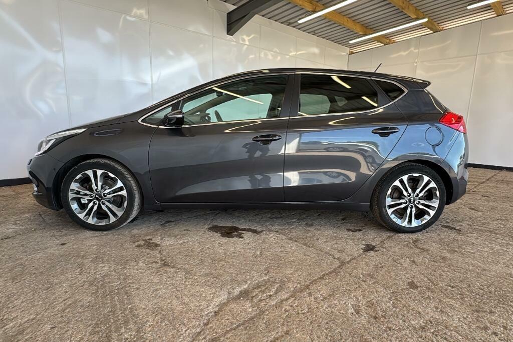 Kia Ceed 1.6 Crdi Ecodynamics 4 Tech Hatchback M Silver #4