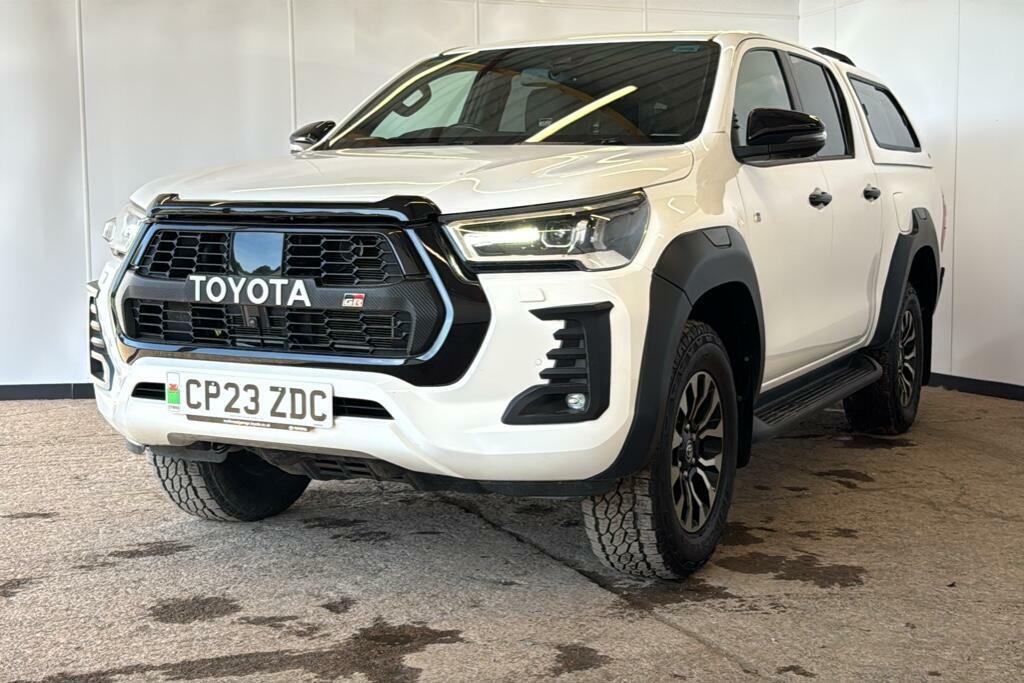 Toyota HILUX 2.8 D-4d Gr Sport Pickup Double Cab Aut CP23ZDC White #3