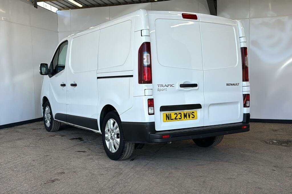 Renault Trafic 2.0 Dci Blue Sl28 Sport Panel Van Manua NL23MVS White #2