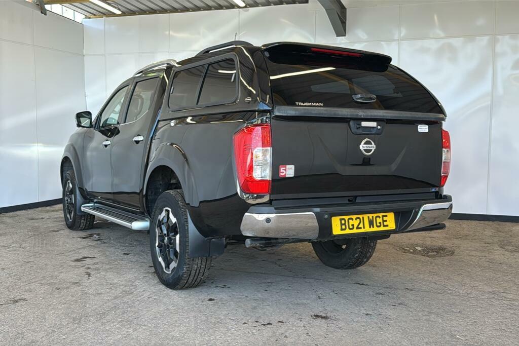Nissan Navara 2.3 Dci Tekna Pickup Double Cab 4W BG21WGE Black #2