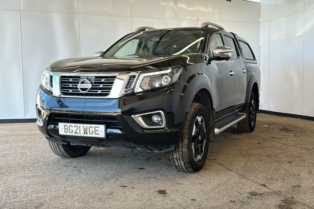 Nissan Navara 2.3 Dci Tekna Pickup Double Cab 4W BG21WGE Black #3