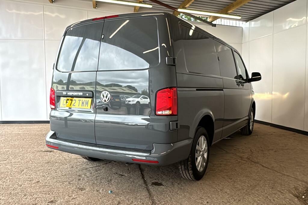 Volkswagen Transporter 2.0 Tdi T30 Highline Panel Van Dsg Fwd CF72TWM Grey #4