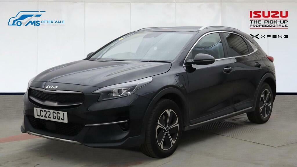 Kia Xceed 1.6 Gdi 8.9Kwh 3 Suv Plug-in Hybrid Dct Black #2