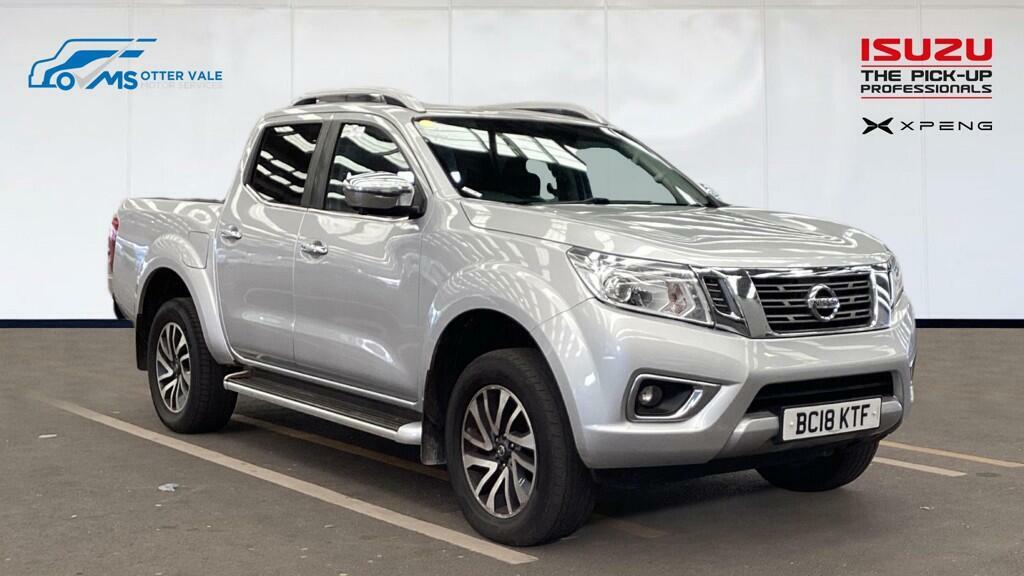 Nissan Navara 2.3 Dci Tekna Pickup Double Cab 4W Silver