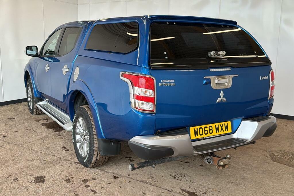 Mitsubishi L200 2.4 Di-d Dc Barbarian Pickup Double Cab Blue #2