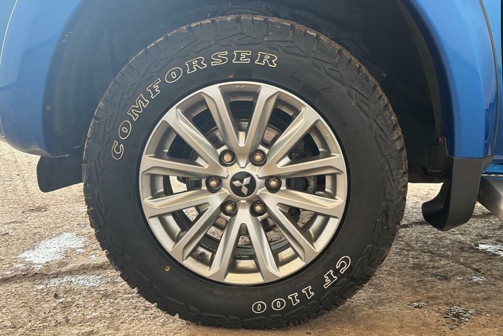 Mitsubishi L200 Diesel #11