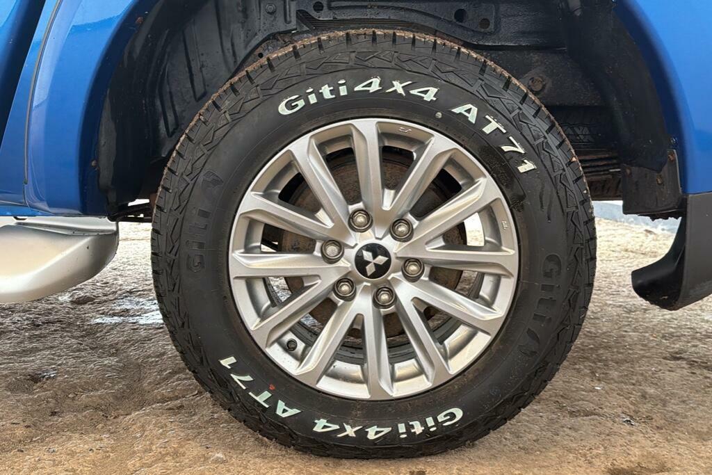 Mitsubishi L200 Diesel #12