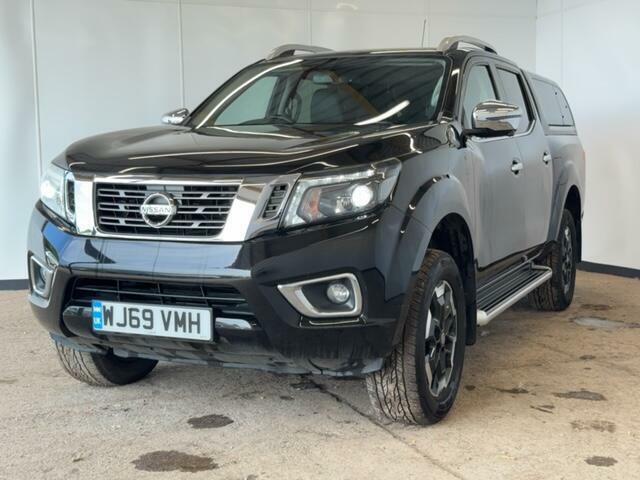 Nissan Navara 2.3 Dci Tekna Pickup Double Cab 4W Black #3