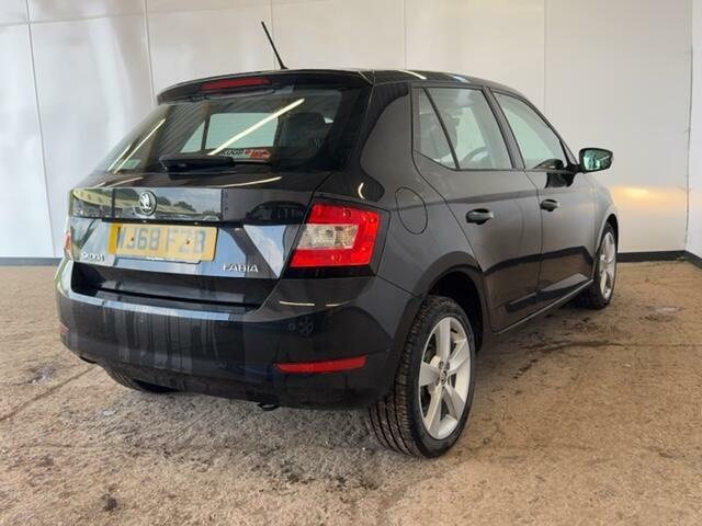 Skoda Fabia 1.0 Se L Hatchback Euro 6 Ss WJ68FZB Black #4