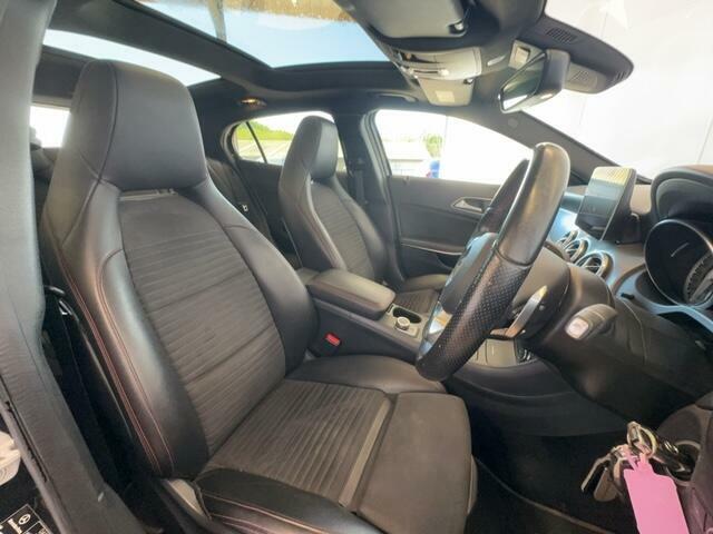 Mercedes-Benz GLA Class Amg Line Blue #20