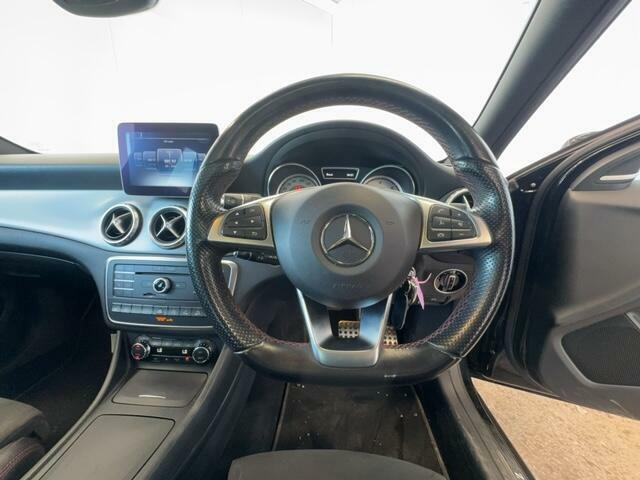 Mercedes-Benz GLA Class Amg Line Blue #26