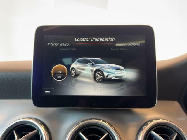 Mercedes-Benz GLA Class Amg Line Blue #30