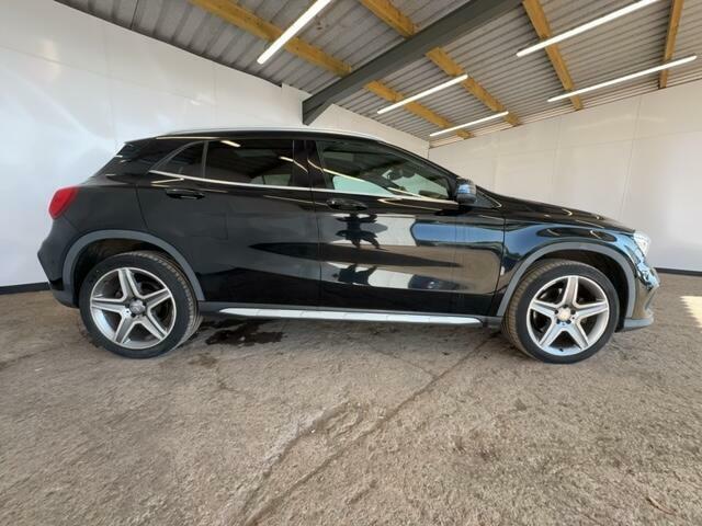 Mercedes-Benz GLA Class 2.1 Gla220d Amg Line Premium Plus Suv Black #6