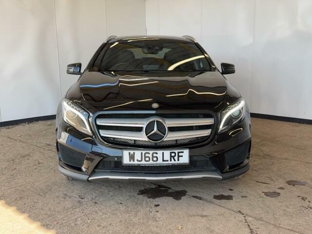 Mercedes-Benz GLA Class Amg Line Blue #7