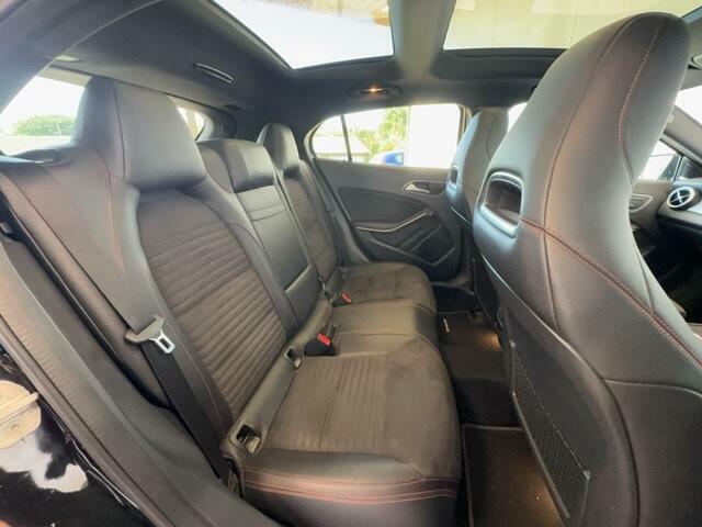 Mercedes-Benz GLA Class Amg Line Blue #19