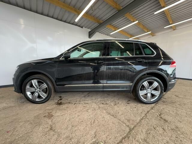 Volkswagen Tiguan 2.0 Tdi Bluemotion Tech Sel Suv Black #5