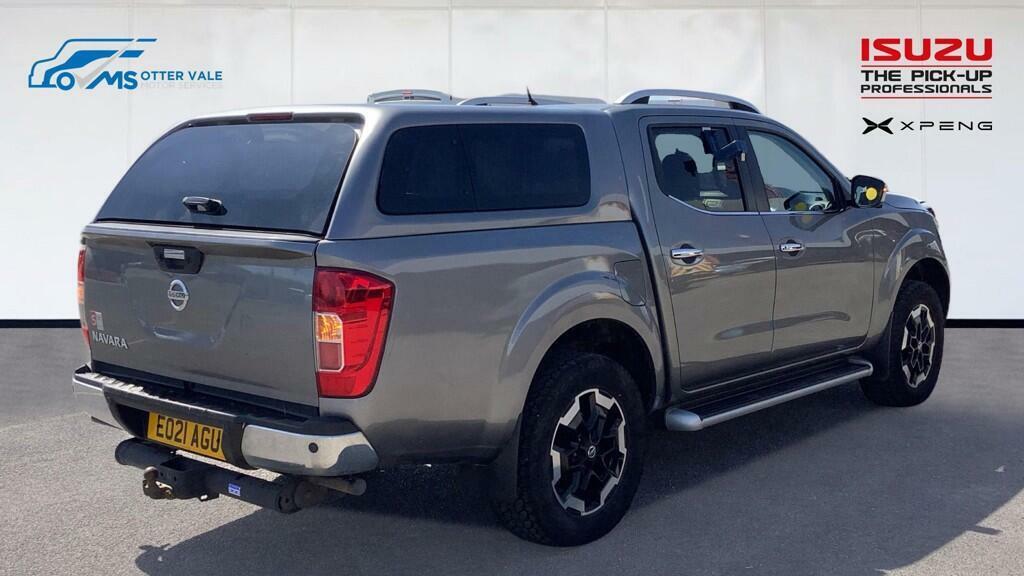 Nissan Navara 2.3 Dci Tekna Pickup Double Cab 4W Grey #4