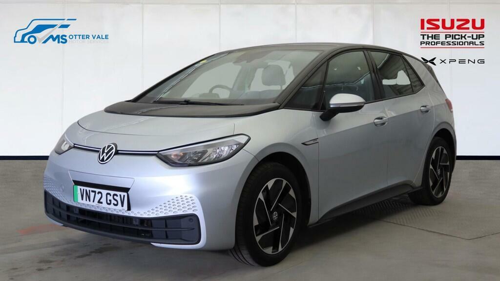 Volkswagen ID.3 Pro Performance 58Kwh Life Hatchback Silver #2