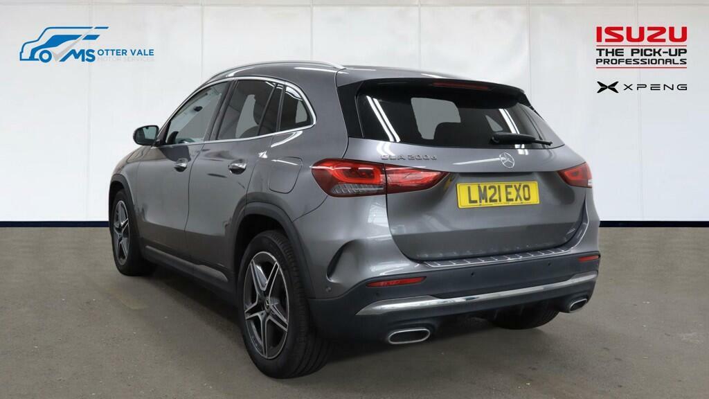 Mercedes-Benz GLA Class 2.0 Gla200d Amg Line Premium Suv 8G-d Grey #3