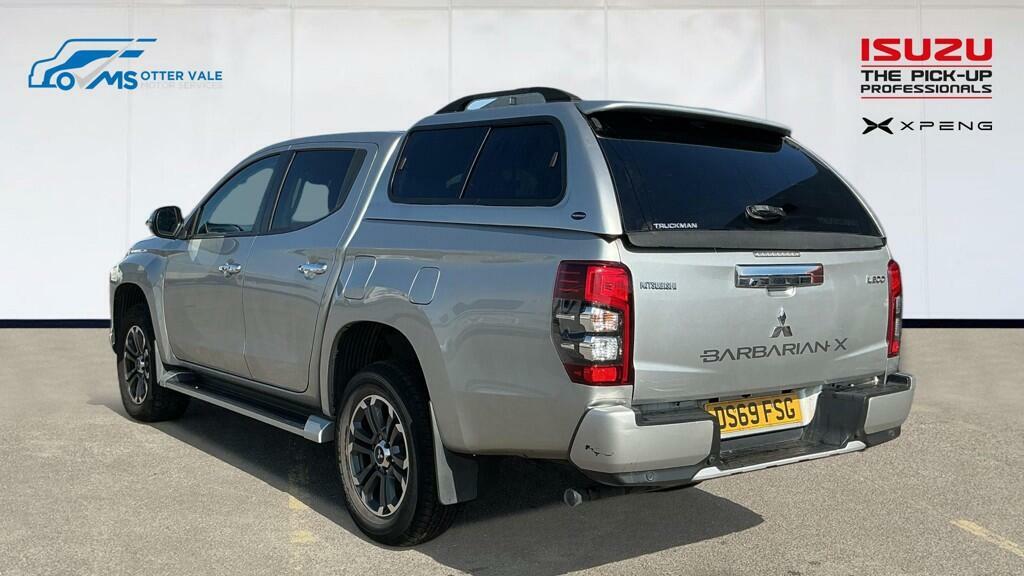 Mitsubishi L200 2.2 Di-d Dc Barbarian X Pickup Double Cab Dies Silver #3