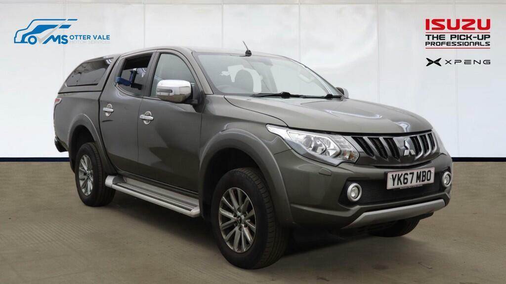 Mitsubishi L200 2.4 Di-d Dc Barbarian Pickup Double Cab Green