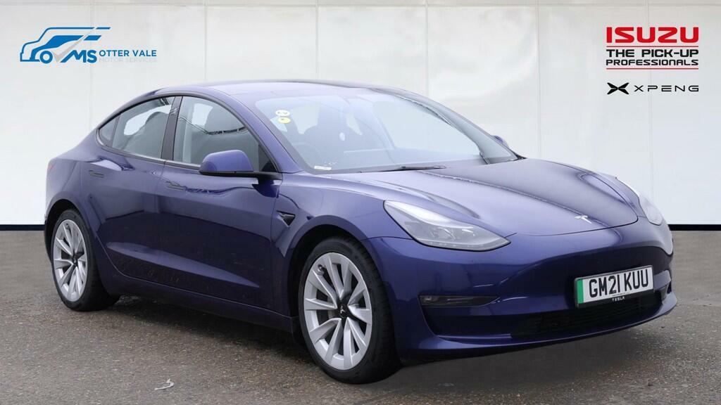 Tesla Model 3 Dual Motor Long Range Saloon 4 Blue