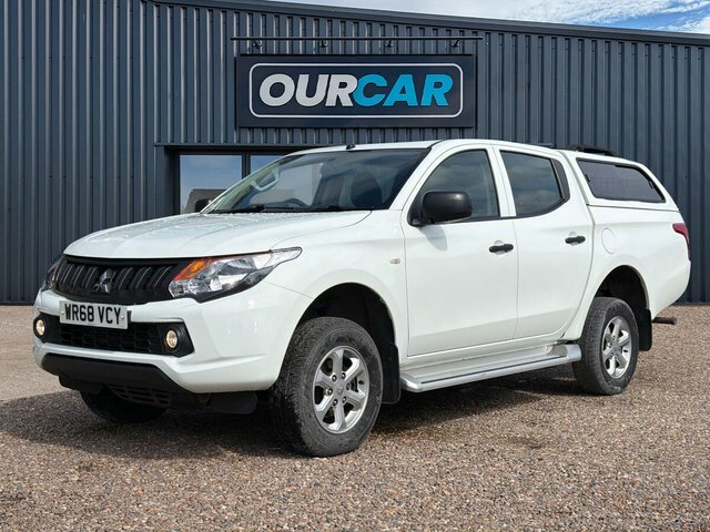 Mitsubishi L200 2018 2.4 Di-d Dc 4Life Pickup Double Cab Diese White