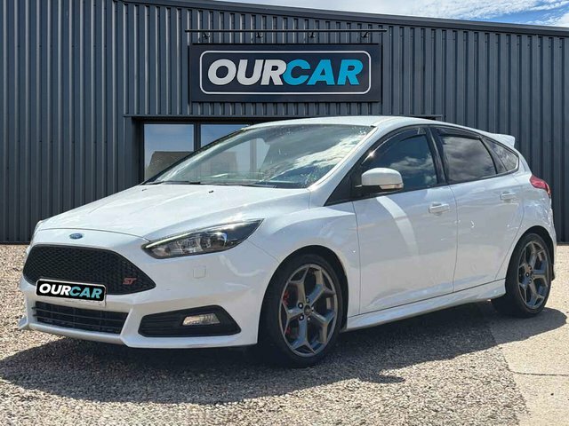 Ford Focus 2018 2.0 Tdci St-3 Hatchback Powershift AK67YGM White