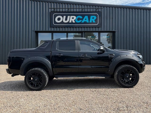 Ford Ranger 2019 2.0 Ecoblue Wildtrak Pickup Double Cab Di Black #2