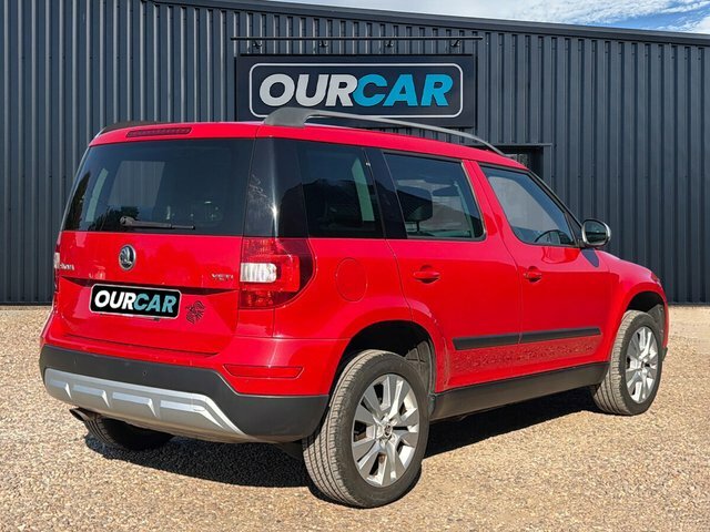Skoda Yeti 2016 1.2 Tsi Se L Outdoor Dsg Euro 6 S Red #3