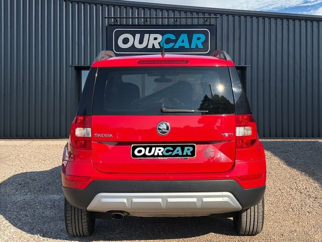 Skoda Yeti 2016 1.2 Tsi Se L Outdoor Dsg Euro 6 S Red #4