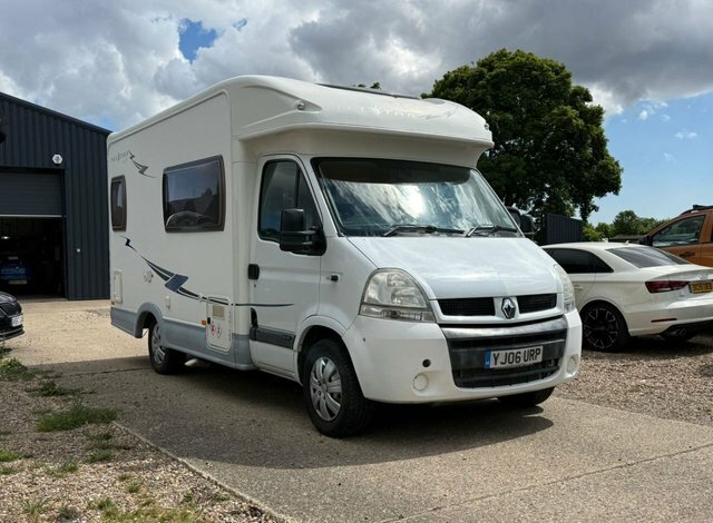 Renault Master 2006 2.5 Td Dci 35 Panel Van Fwd White
